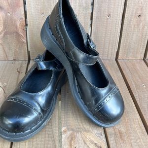 Vintage Dr martens chunky platform Mary Jane docs in black Made In England US 10